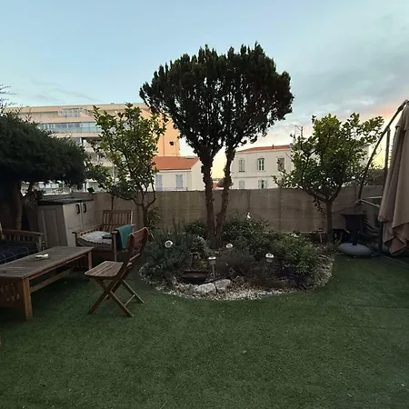 13 Rue Edith Cavell קאן