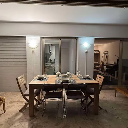 13 Rue Edith Cavell * 칸느