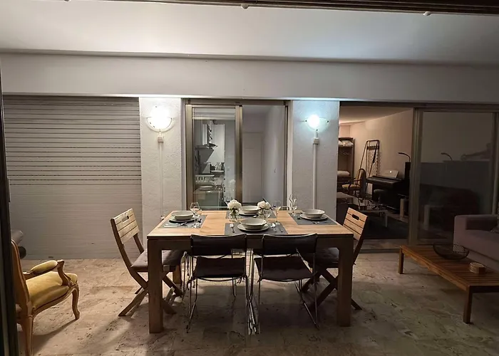 13 Rue Edith Cavell * Cannes